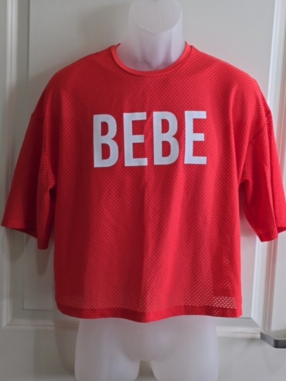 bebe Bright Red Mesh Short Sleeve Logo Crop Tee Size Medium